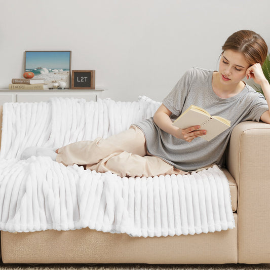 Ultra Cozy Plush Throw Blanket - Soft & Warm Winter Comfort